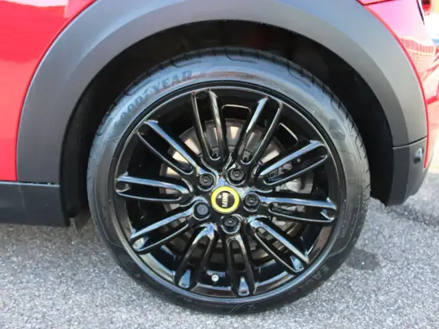 MINI Cooper SE