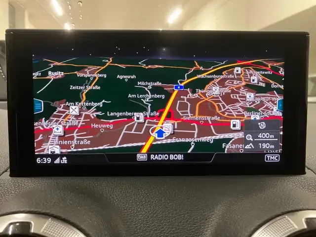 Audi SQ2