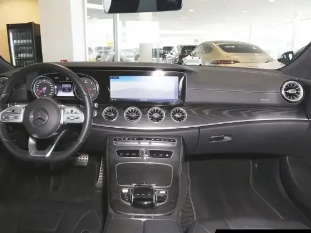 Mercedes-Benz CLS 300