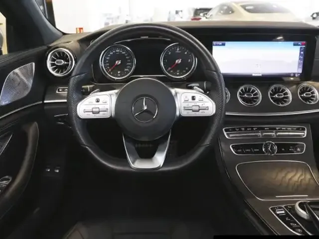 Mercedes-Benz CLS 300