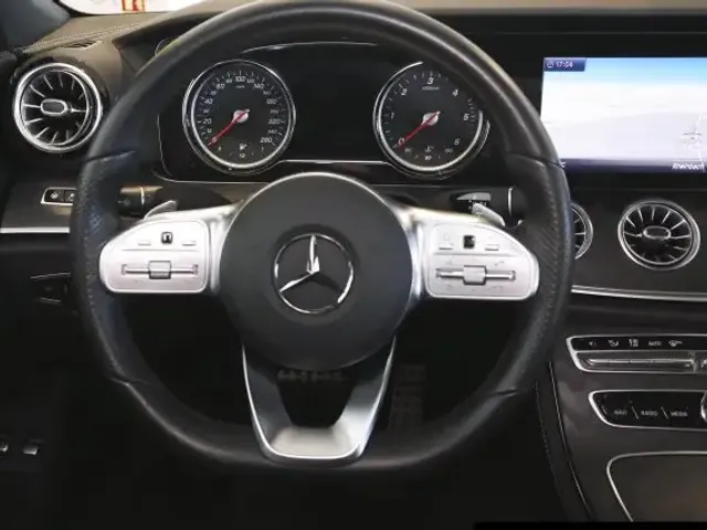 Mercedes-Benz CLS 300