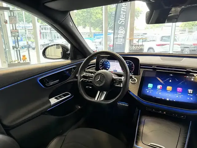 Mercedes-Benz E 220