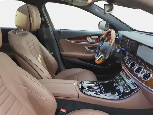 Mercedes-Benz E 400