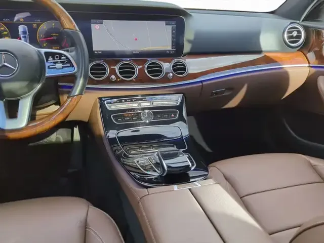 Mercedes-Benz E 400