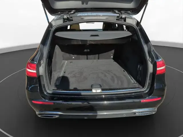 Mercedes-Benz E 400