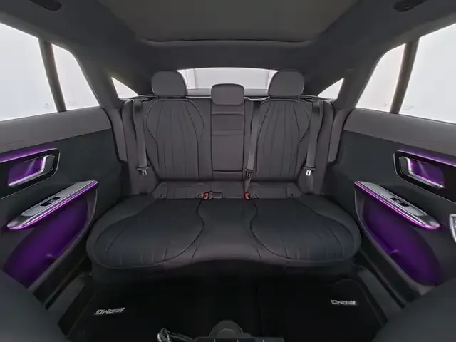 Mercedes-Benz EQE 350