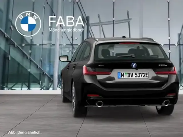 BMW 330