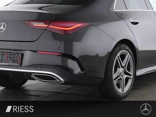 Mercedes-Benz CLA 220