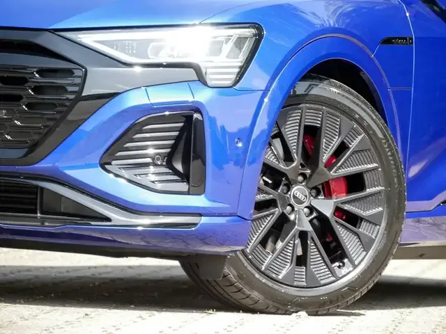 Audi Q8 e-tron