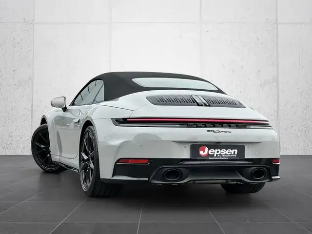 Porsche 992