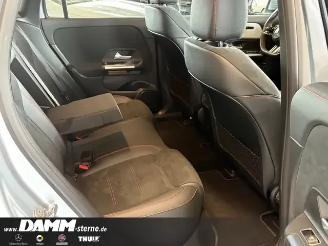 Mercedes-Benz EQA 300