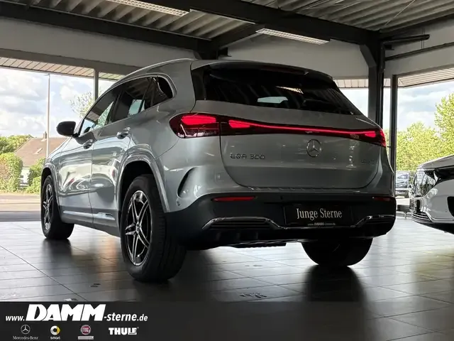 Mercedes-Benz EQA 300