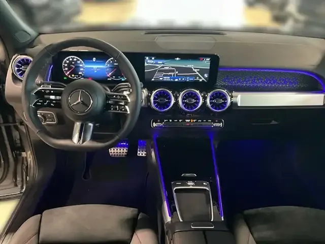 Mercedes-Benz GLB 200