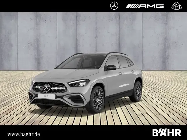 Mercedes-Benz GLA 200
