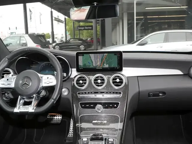 Mercedes-Benz C 63 AMG