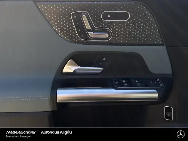 Mercedes-Benz EQA 300
