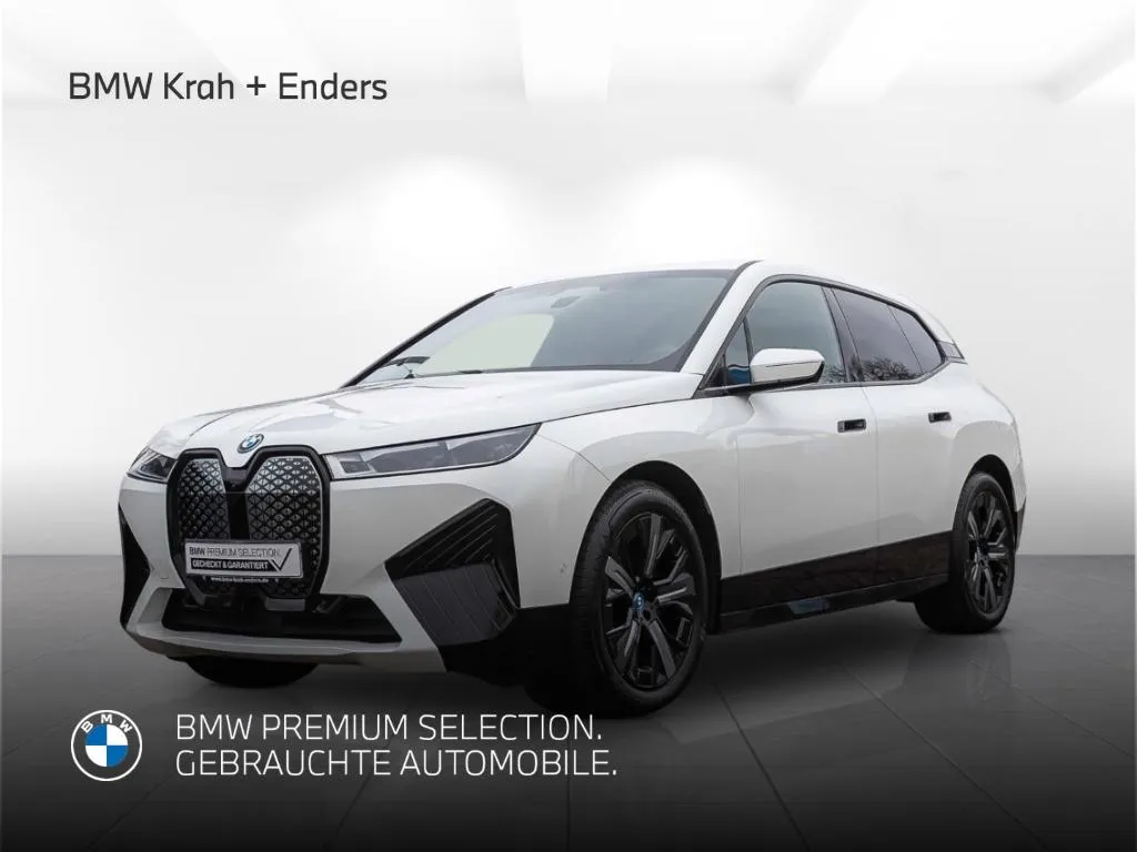 BMW iX