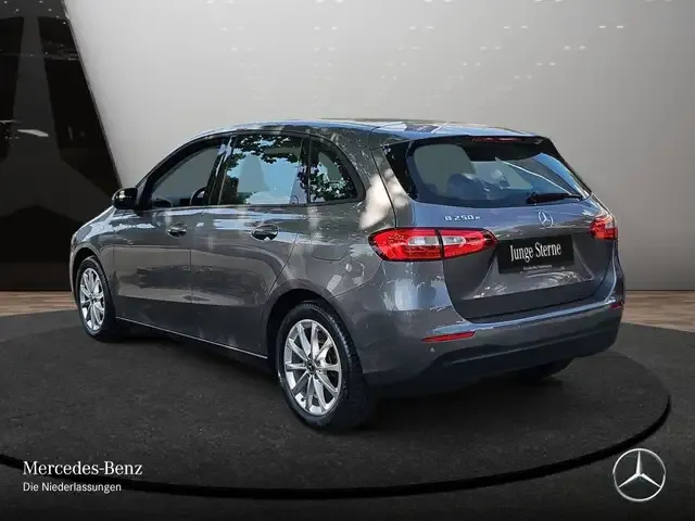 Mercedes-Benz B 250