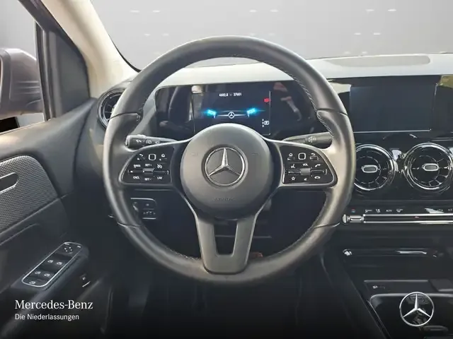 Mercedes-Benz B 250