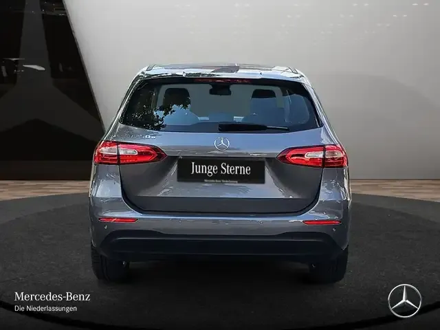 Mercedes-Benz B 250