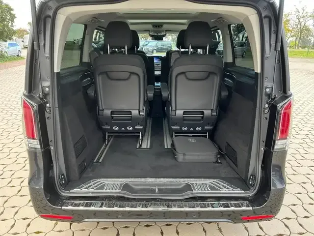 Mercedes-Benz EQV 300