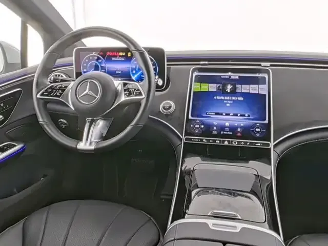 Mercedes-Benz EQE 300