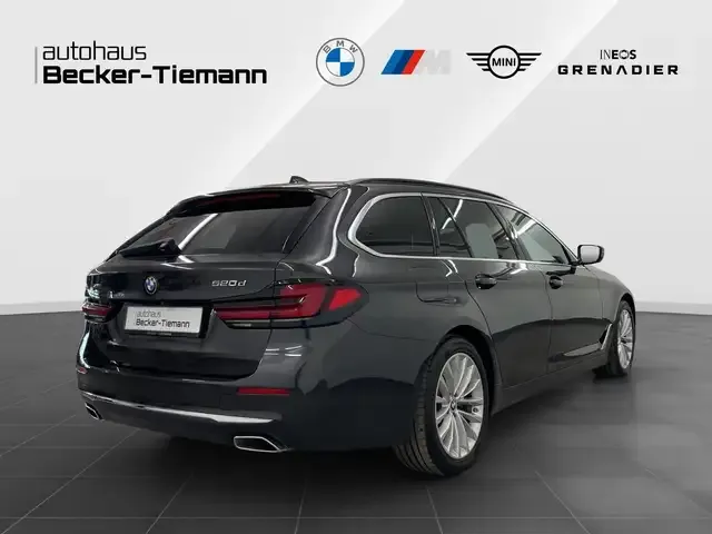 BMW 520