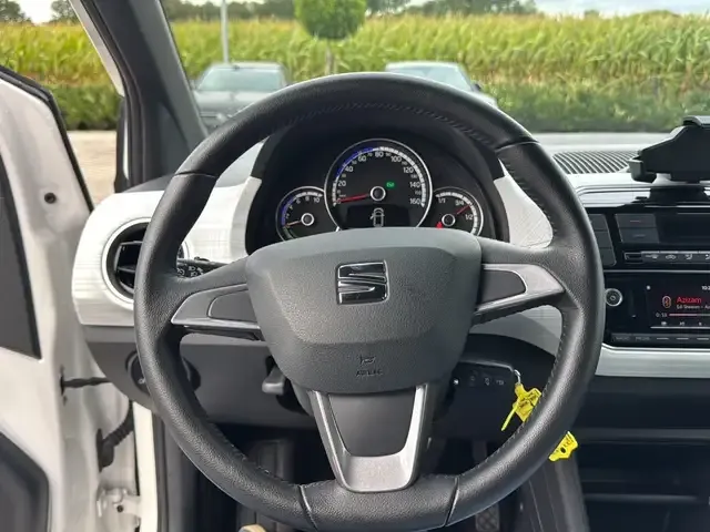 SEAT Mii