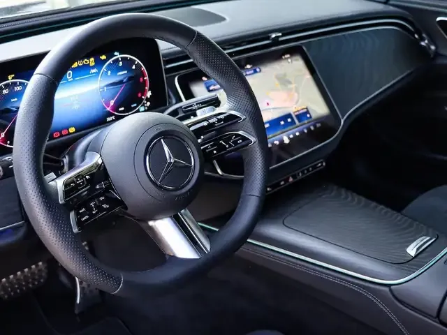 Mercedes-Benz E 220