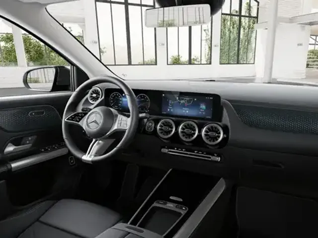 Mercedes-Benz GLA 220