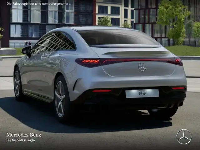 Mercedes-Benz EQE 300