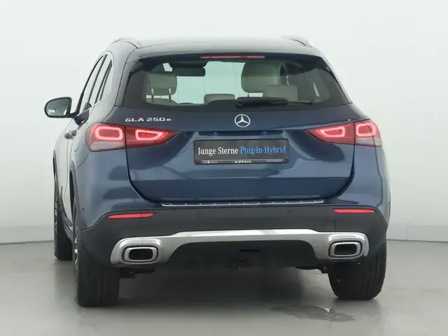 Mercedes-Benz GLA 250