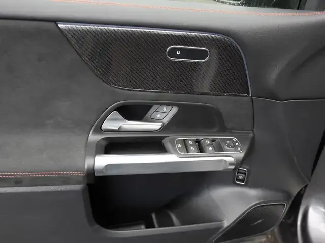 Mercedes-Benz GLB 35 AMG