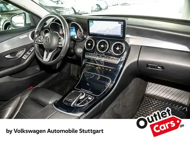 Mercedes-Benz C 220