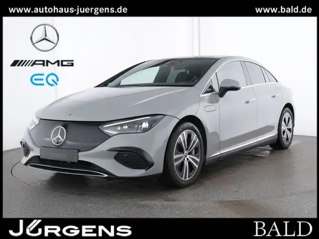 Mercedes-Benz EQE 300