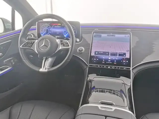 Mercedes-Benz EQE 300