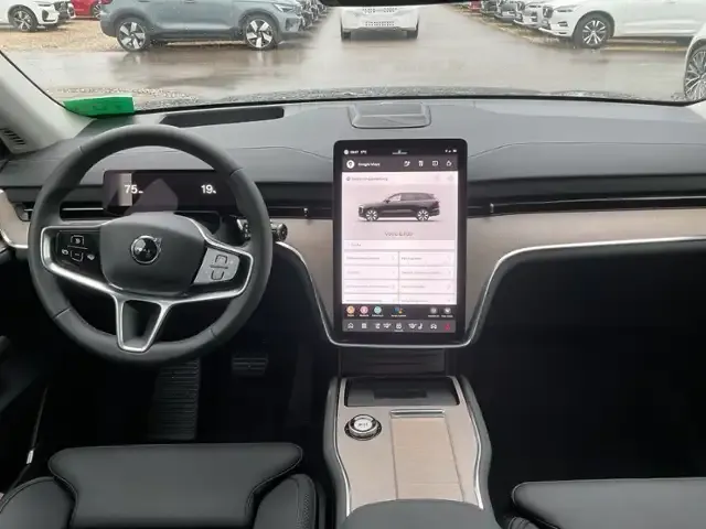Volvo EX90