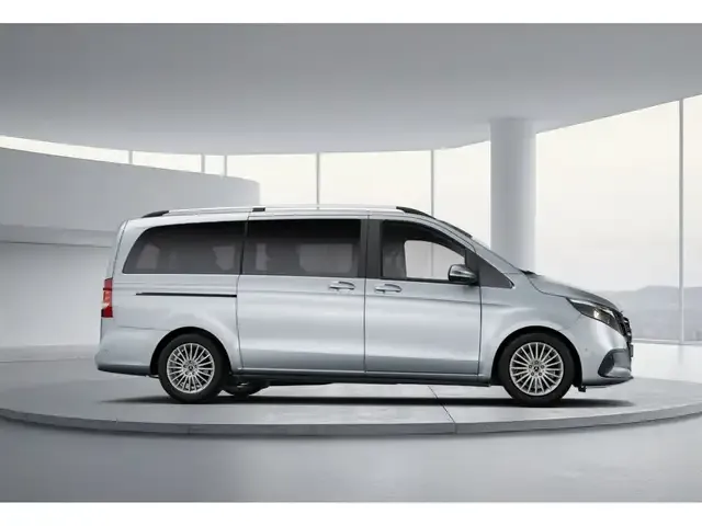 Mercedes-Benz V 220