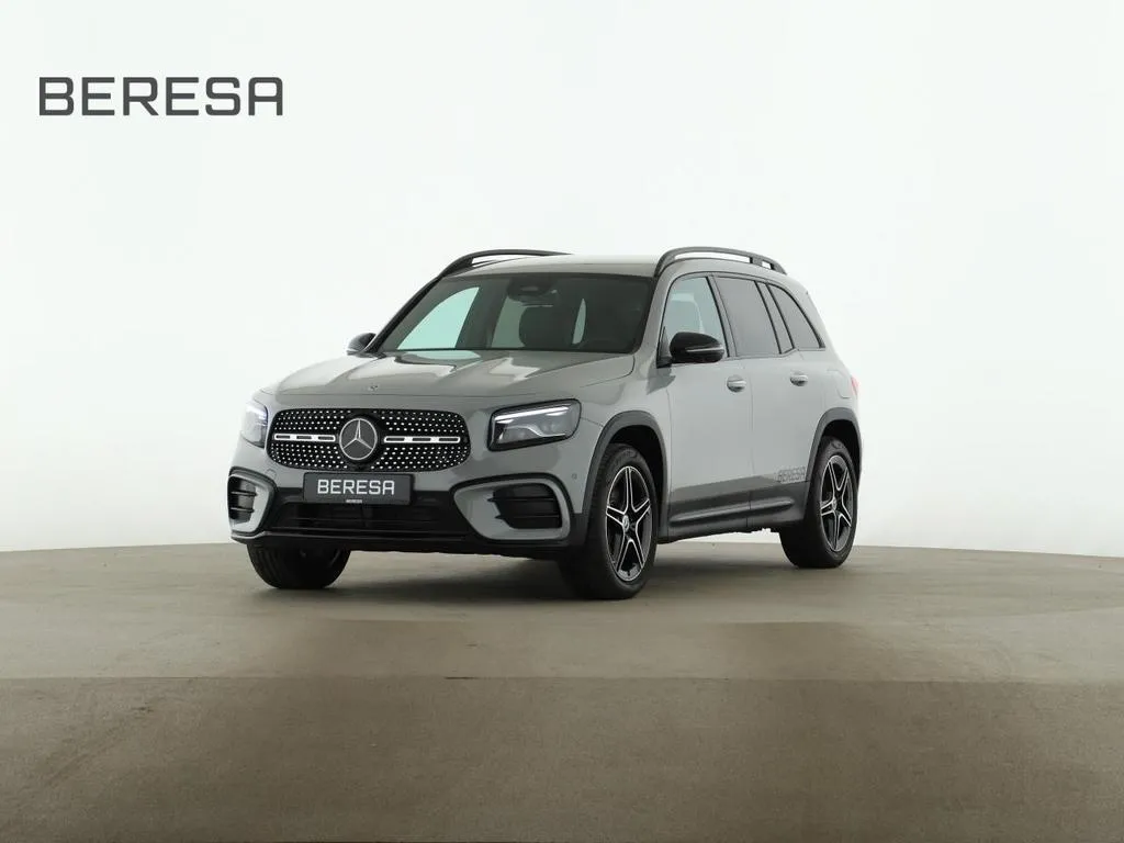 Mercedes-Benz GLB 200
