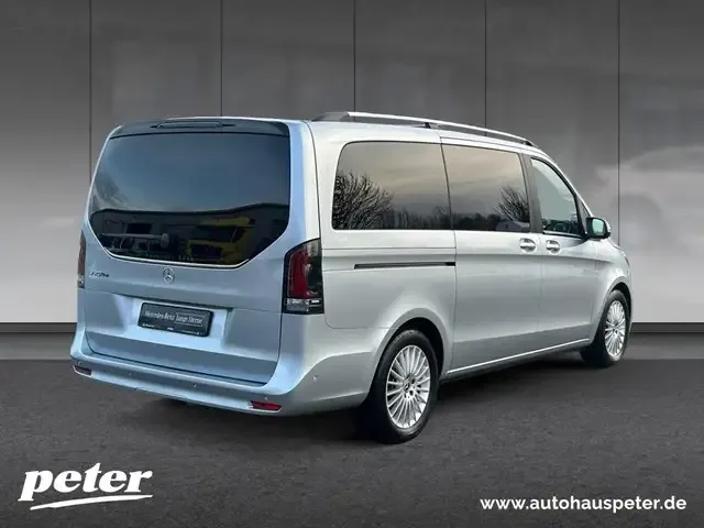 Mercedes-Benz V 250