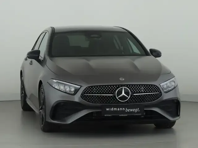Mercedes-Benz A 220