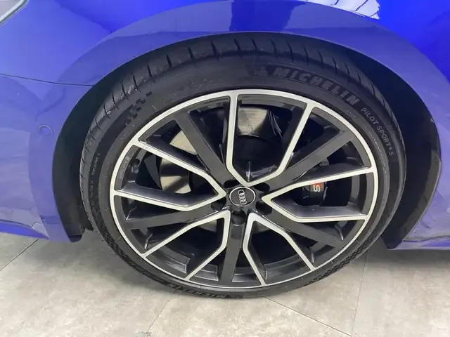 Audi S7
