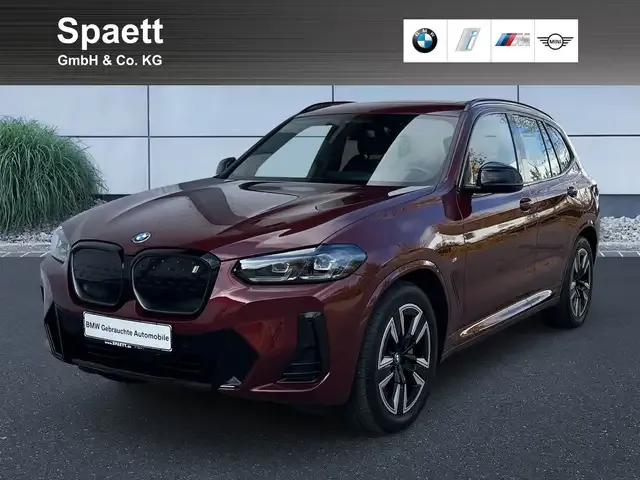 BMW iX3