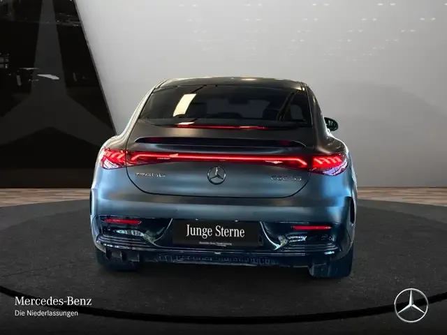 Mercedes-Benz EQE 53