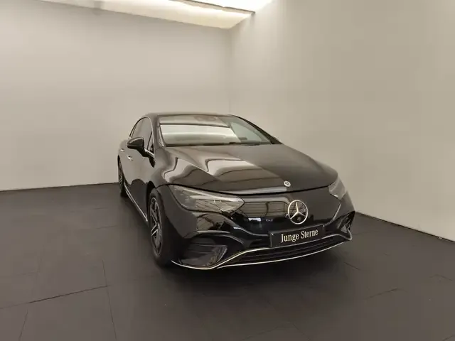 Mercedes-Benz EQE 300