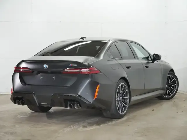 BMW M5