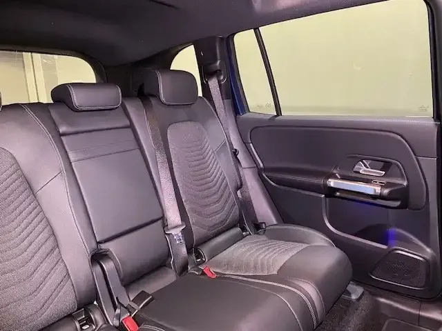 Mercedes-Benz EQB 300