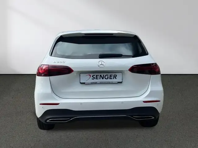 Mercedes-Benz B 200