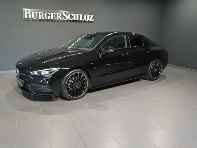Mercedes-Benz CLA 180