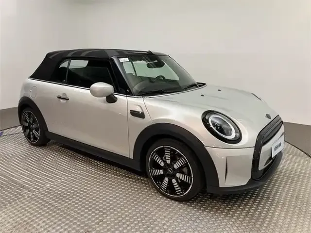 MINI Cooper Cabrio